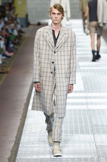 Fotoservizio/SS 2018/MEN/DIRK BIKKEMBERGS/DP2/3