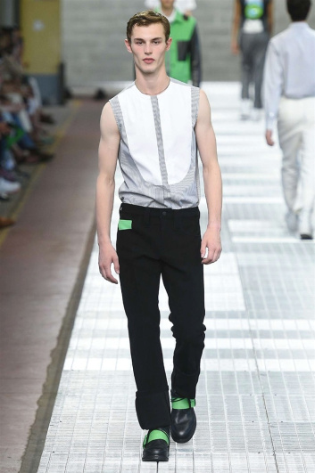 Fotoservizio/SS 2018/MEN/DIRK BIKKEMBERGS/DP2/7
