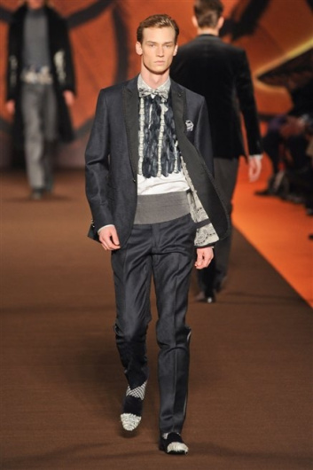 Fotoservizio/FW 2012-2013/MEN/ETRO/D1/9