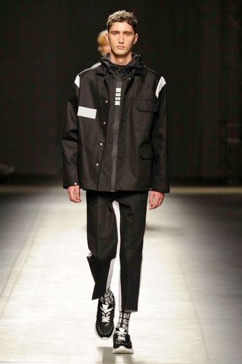 Fotoservizio/SS 2018/MEN/MSGM/DP2/8