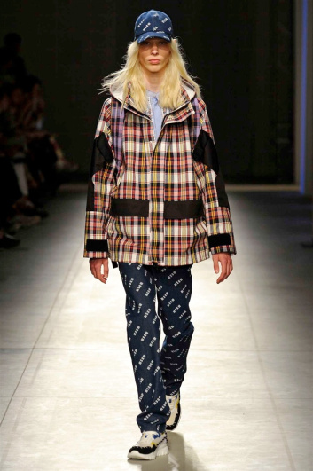 Fotoservizio/SS 2018/MEN/MSGM/DP2/8