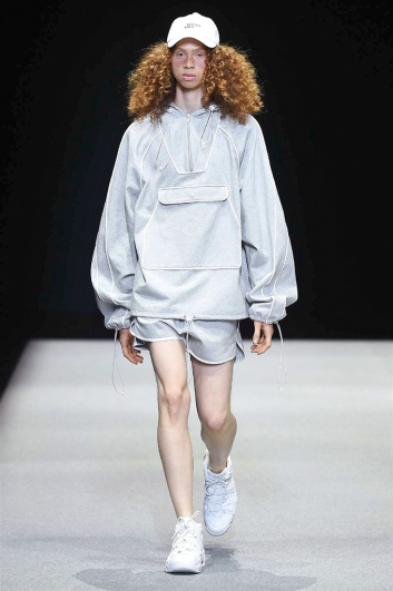 Fotoservizio/SS 2018/MEN/MUNSOO KWON/DP2/13