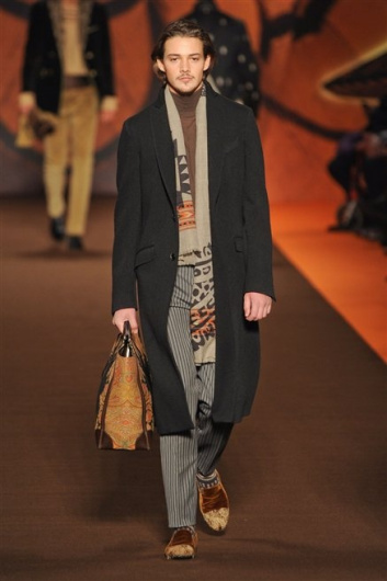 Fotoservizio/FW 2012-2013/MEN/ETRO/D1/16