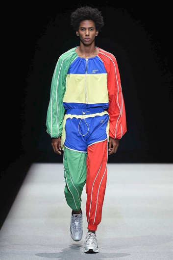 Fotoservizio/SS 2018/MEN/MUNSOO KWON/DP2/15