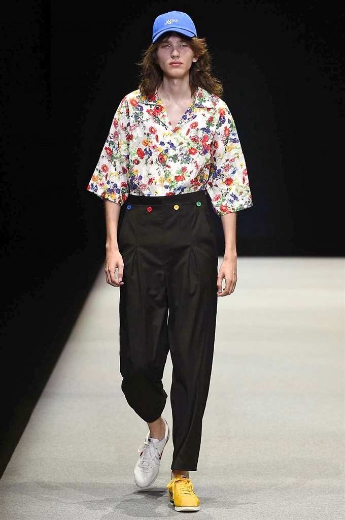 Fotoservizio/SS 2018/MEN/MUNSOO KWON/DP2/0