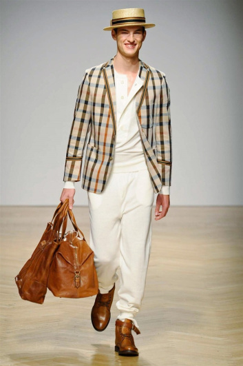 Fotoservizio/SS 2018/MEN/DAKS/DP2/2