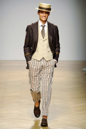 Fotoservizio/SS 2018/MEN/DAKS/DP2/6