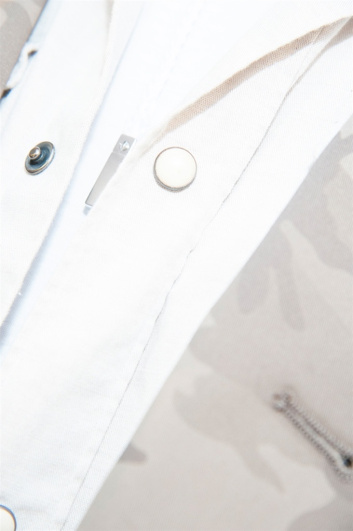 Fotoservizio/SS 2018/MEN/ELEVENTY/DP2/13