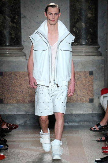 Fotoservizio/SS 2018/MEN/LES HOMMES/DP2/8