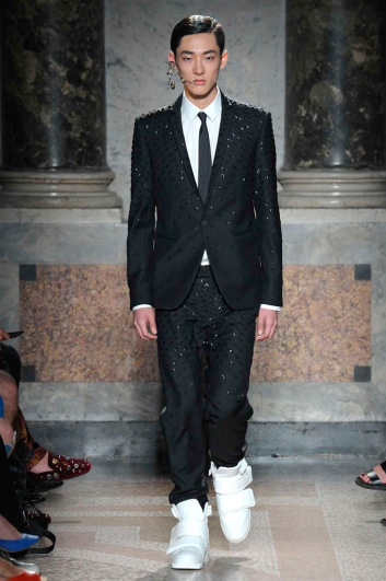 Fotoservizio/SS 2018/MEN/LES HOMMES/DP2/11