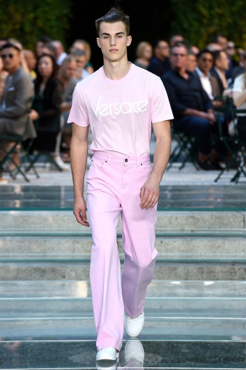 Fotoservizio/SS 2018/MEN/VERSACE/DP2/1