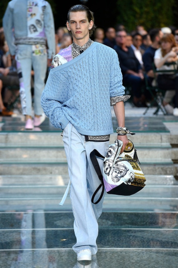 Fotoservizio/SS 2018/MEN/VERSACE/DP2/2