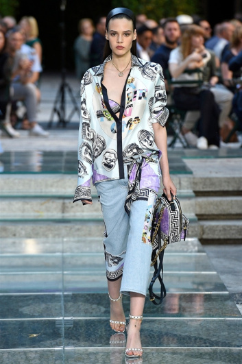 Fotoservizio/SS 2018/MEN/VERSACE/DP2/3