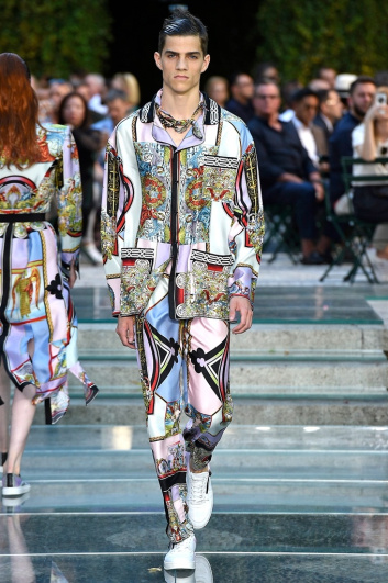 Fotoservizio/SS 2018/MEN/VERSACE/DP2/3