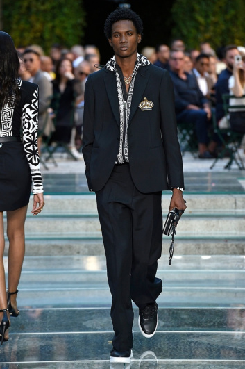 Fotoservizio/SS 2018/MEN/VERSACE/DP2/0