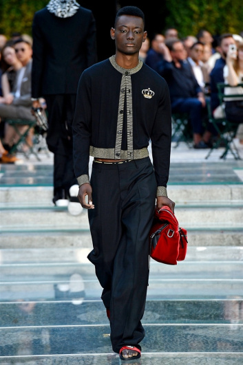 Fotoservizio/SS 2018/MEN/VERSACE/DP2/1