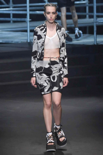 Fotoservizio/SS 2018/MEN/MARCELO BURLON COUNTY OF MILAN/DP2/4