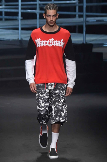 Fotoservizio/SS 2018/MEN/MARCELO BURLON COUNTY OF MILAN/DP2/1
