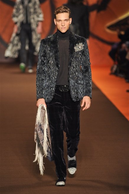 Fotoservizio/FW 2012-2013/MEN/ETRO/D1/3