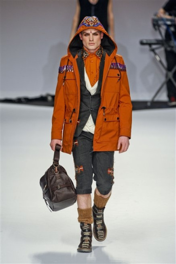 Fotoservizio/FW 2012-2013/MEN/FRANKIE MORELLO/D1/36
