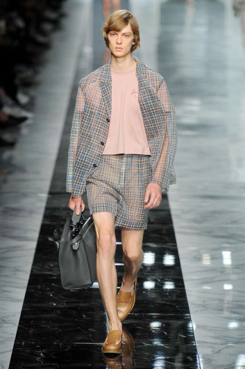 Fotoservizio/SS 2018/MEN/FENDI/DP2/22