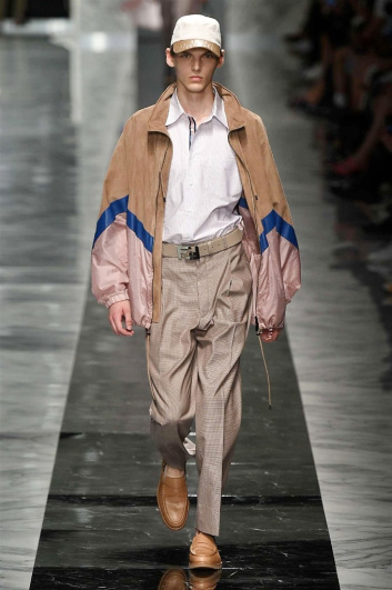 Fotoservizio/SS 2018/MEN/FENDI/DP2/14