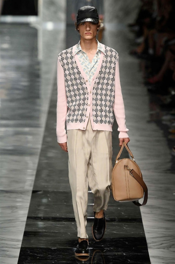 Fotoservizio/SS 2018/MEN/FENDI/DP2/18