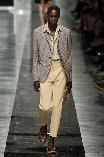 Fotoservizio/SS 2018/MEN/FENDI/DP2/22