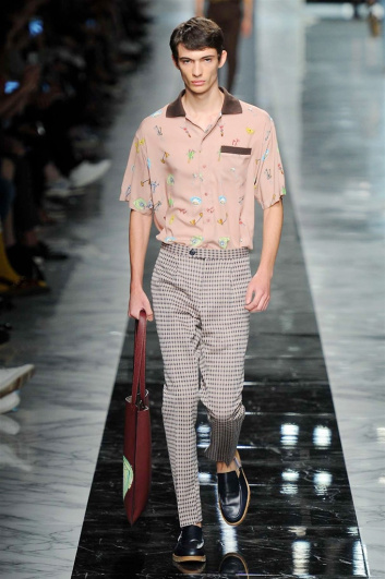 Fotoservizio/SS 2018/MEN/FENDI/DP2/23