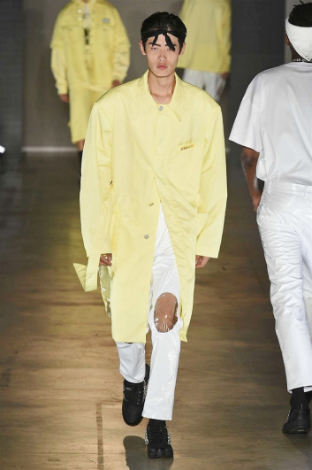 Fotoservizio/SS 2018/MEN/MALIBU 1992/DP2/8