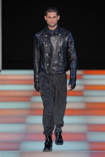 Fotoservizio/FW 2012-2013/MEN/GIORGIO ARMANI/D1/2