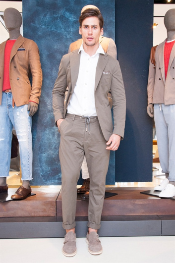 Fotoservizio/SS 2018/MEN/ELEVENTY/DP2/44