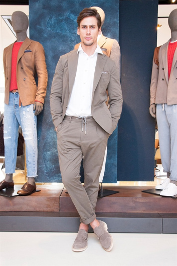 Fotoservizio/SS 2018/MEN/ELEVENTY/DP2/49