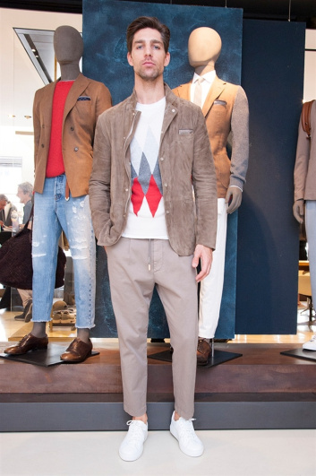 Fotoservizio/SS 2018/MEN/ELEVENTY/DP2/61