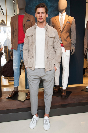 Fotoservizio/SS 2018/MEN/ELEVENTY/DP2/204