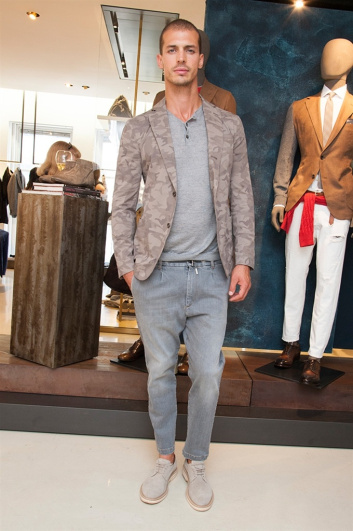 Fotoservizio/SS 2018/MEN/ELEVENTY/DP2/214