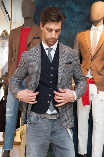 Fotoservizio/SS 2018/MEN/ELEVENTY/DP2/218