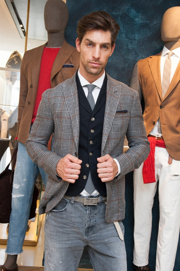 Fotoservizio/SS 2018/MEN/ELEVENTY/DP2/219