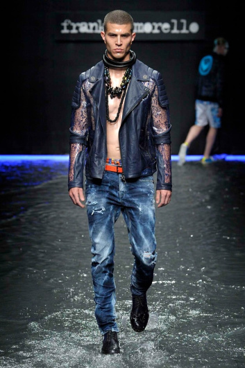 Fotoservizio/SS 2018/MEN/FRANKIE MORELLO/DP2/2