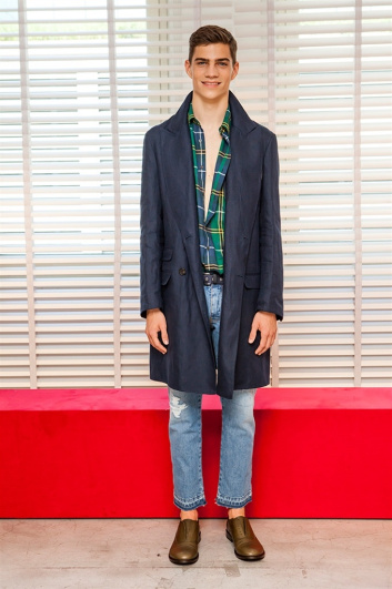 Fotoservizio/SS 2018/MEN/ERMANNO SCERVINO/DP2/3
