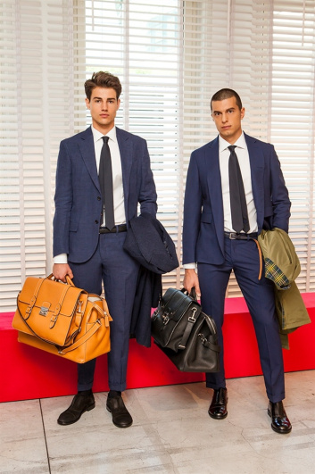 Fotoservizio/SS 2018/MEN/ERMANNO SCERVINO/DP2/14