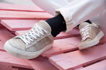 Fotoservizio/SS 2018/MEN/DONDUP/DP2/16