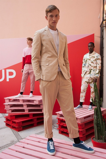 Fotoservizio/SS 2018/MEN/DONDUP/DP2/19