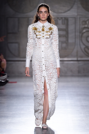 Fotoservizio/SS 2018/WOMEN/FAUSTO PUGLISI/DP2/1