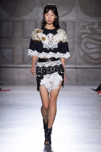 Fotoservizio/SS 2018/WOMEN/FAUSTO PUGLISI/DP2/3