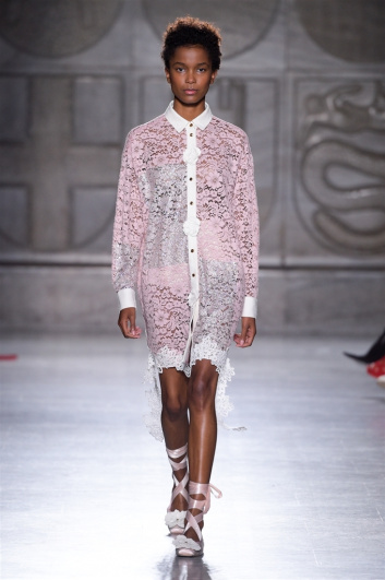 Fotoservizio/SS 2018/WOMEN/FAUSTO PUGLISI/DP2/1