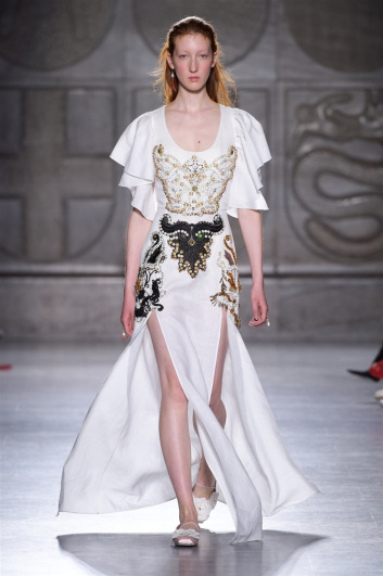 Fotoservizio/SS 2018/WOMEN/FAUSTO PUGLISI/DP2/3
