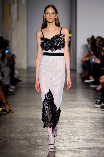 Fotoservizio/SS 2018/WOMEN/FRANCESCO SCOGNAMIGLIO/DP2/2