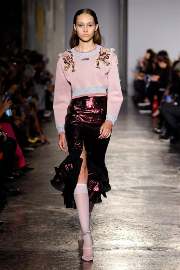 Fotoservizio/SS 2018/WOMEN/FRANCESCO SCOGNAMIGLIO/DP2/12