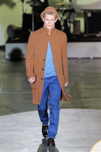 Fotoservizio/FW 2012-2013/MEN/ICEBERG/D1/21
